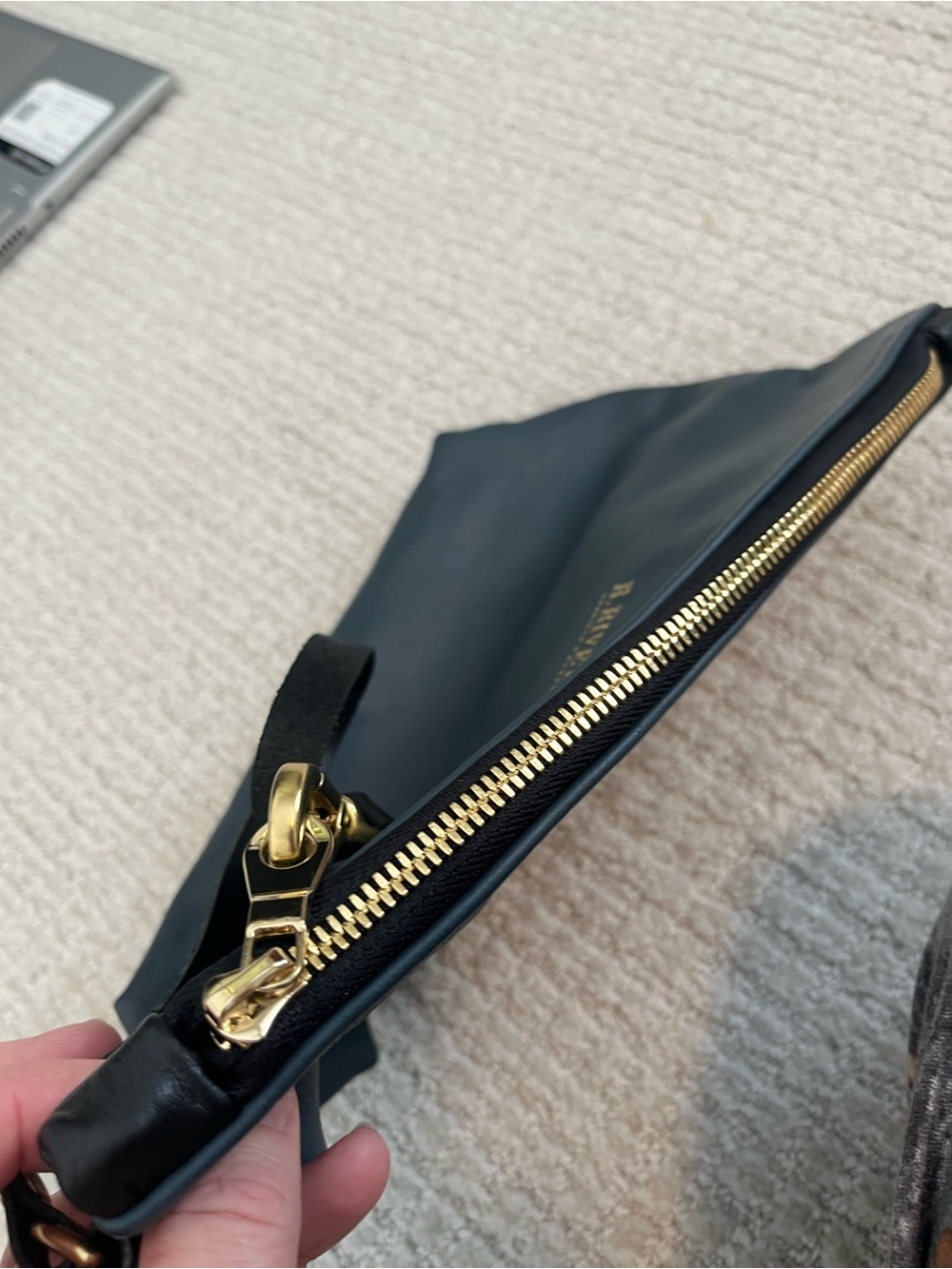 R. Riveter Deep Green Leather Wristlet Clutch - Picture 11 of 14